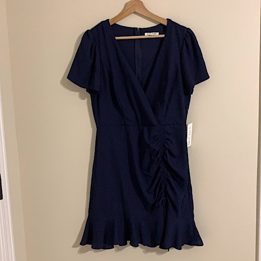 NWT City Vibe Wrap Dress SZ 13
